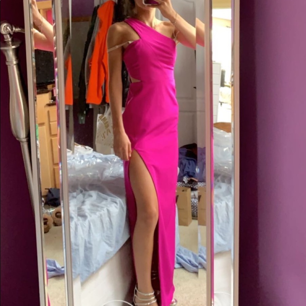 hot pink prom dress (aiden mattox)
